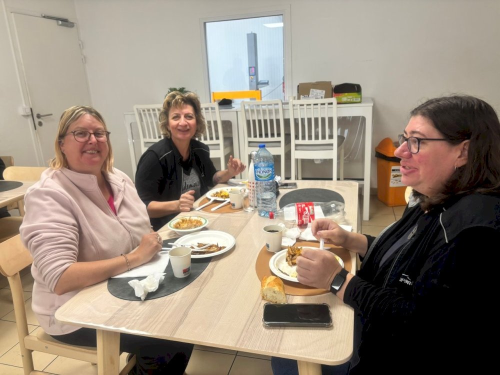 Groupe logipro grossiste logistique centre hébergement collectif